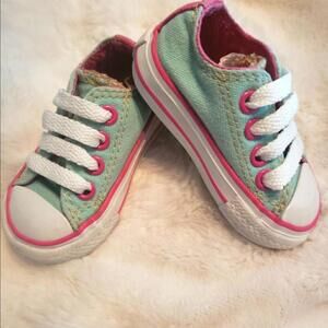 Baby Converse Size 2